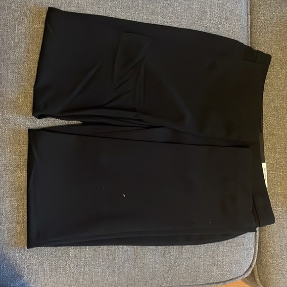 Cute black pants - never worn! - Picture 3 of 3